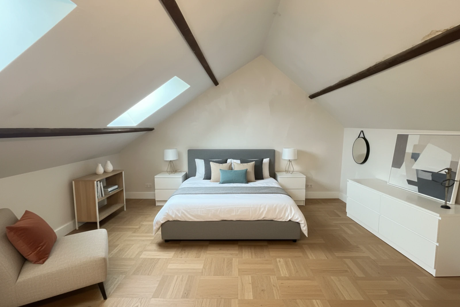 Après homestaging IA – grenier transformé en chambre aménagée